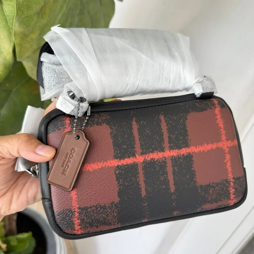 Last 1‼️COACH Carrier Phone Crossbody C6819 Orange Multi